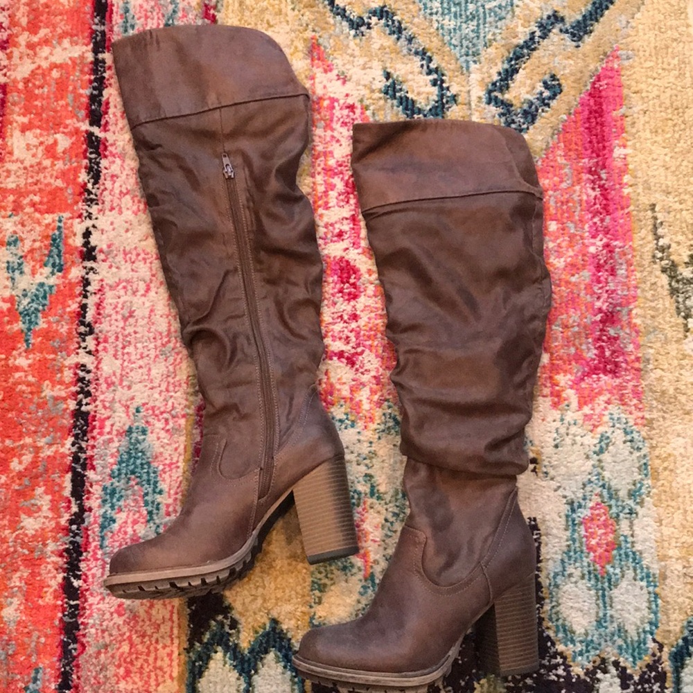 Brown Slouched Leather Heeled Boots